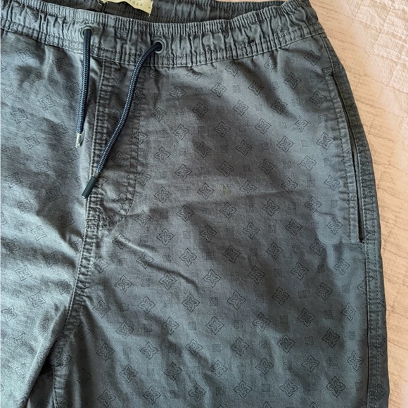Men's Dark Gray Patterned Drawstring Shorts - Picture 2 of 5